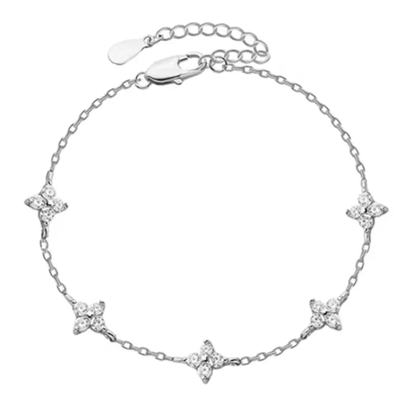 Four-Leaf Flower Zircon Bracelet